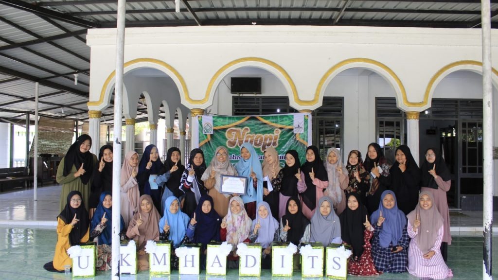 UKM HADITS UIN SYAHADA: Menggali Hikmah Meneladani Akhlak Rasulullah Saw
