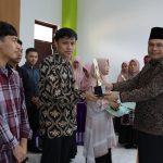 Assyi Syuhada Riandanu Fahlevi Mahasiswa MD Raih Juara 1 Pidato Bahasa Arab Pekan Bahasa UIN Syahada Padangsidimpuan