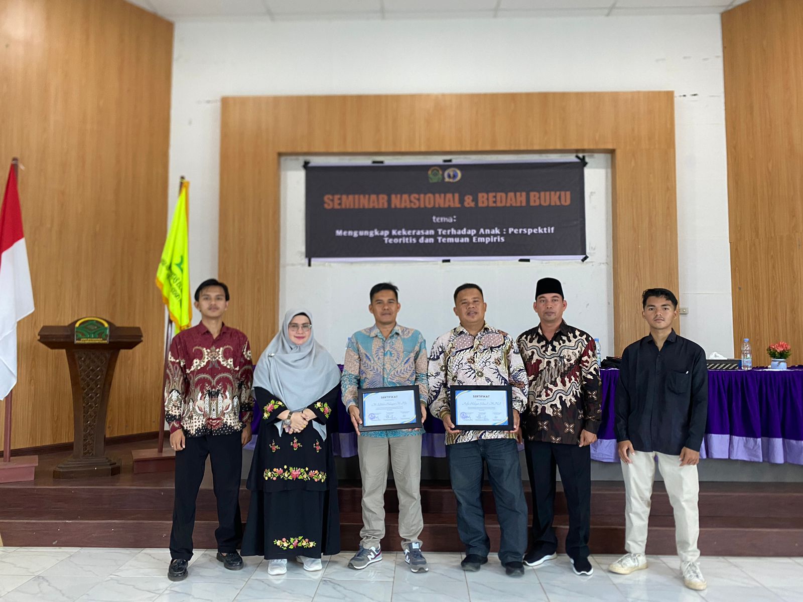 HMPS Prodi BKI Universitas Islam Negeri Syekh Ali Hasan Ahmad Addary Padangsidimpuan dan Puskestal Network Indonesia adakan Seminar Nasional dan Bedah Buku