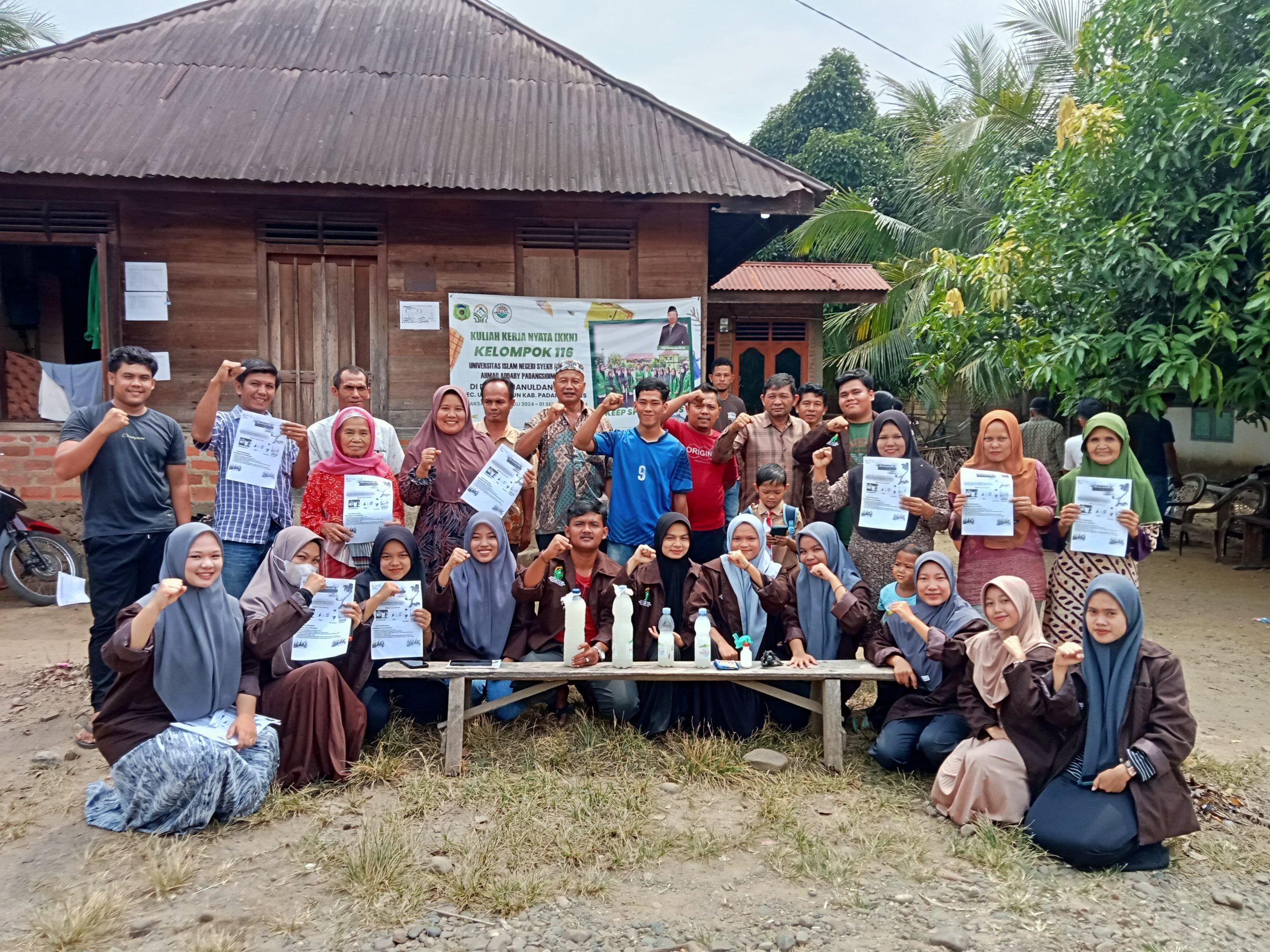 INOVASI MAHASISWA KKL UIN SYAHADA: ROUNDUP COCO BIOSIDE, SOLUSI EKONOMIS UNTUK PETANI DESA SIMANULDANG JULU KABUPATEN PADANG LAWAS