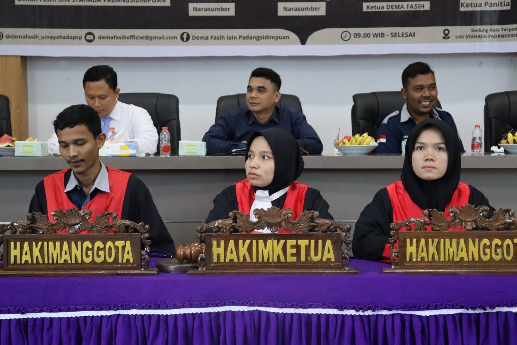 DEMA Fakultas Syariah dan Ilmu Hukum UIN Syahada: Menggagas Seminar dan Pelatihan Sidang Semu untuk Praktisi Hukum Berakhlak