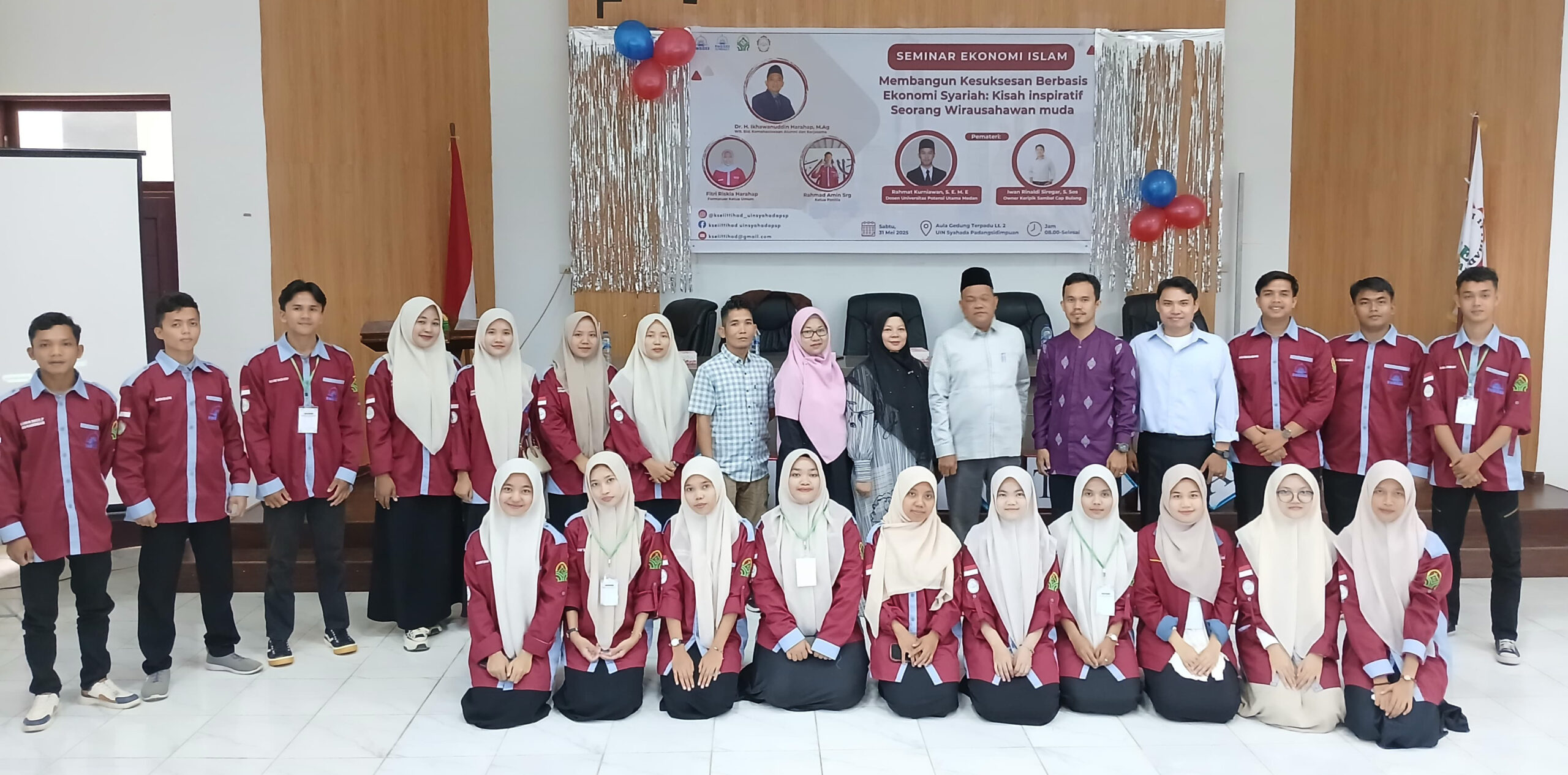 Seminar Ekonomi Islam KSEI Ittihad UIN Syekh Ali Hasan Ahmad Addary Padangsidimpuan (Membangun Kesuksesan Berbasis Ekonomi Syariah : Kisah Inspiratif Seorang Wirausahawan Muda)